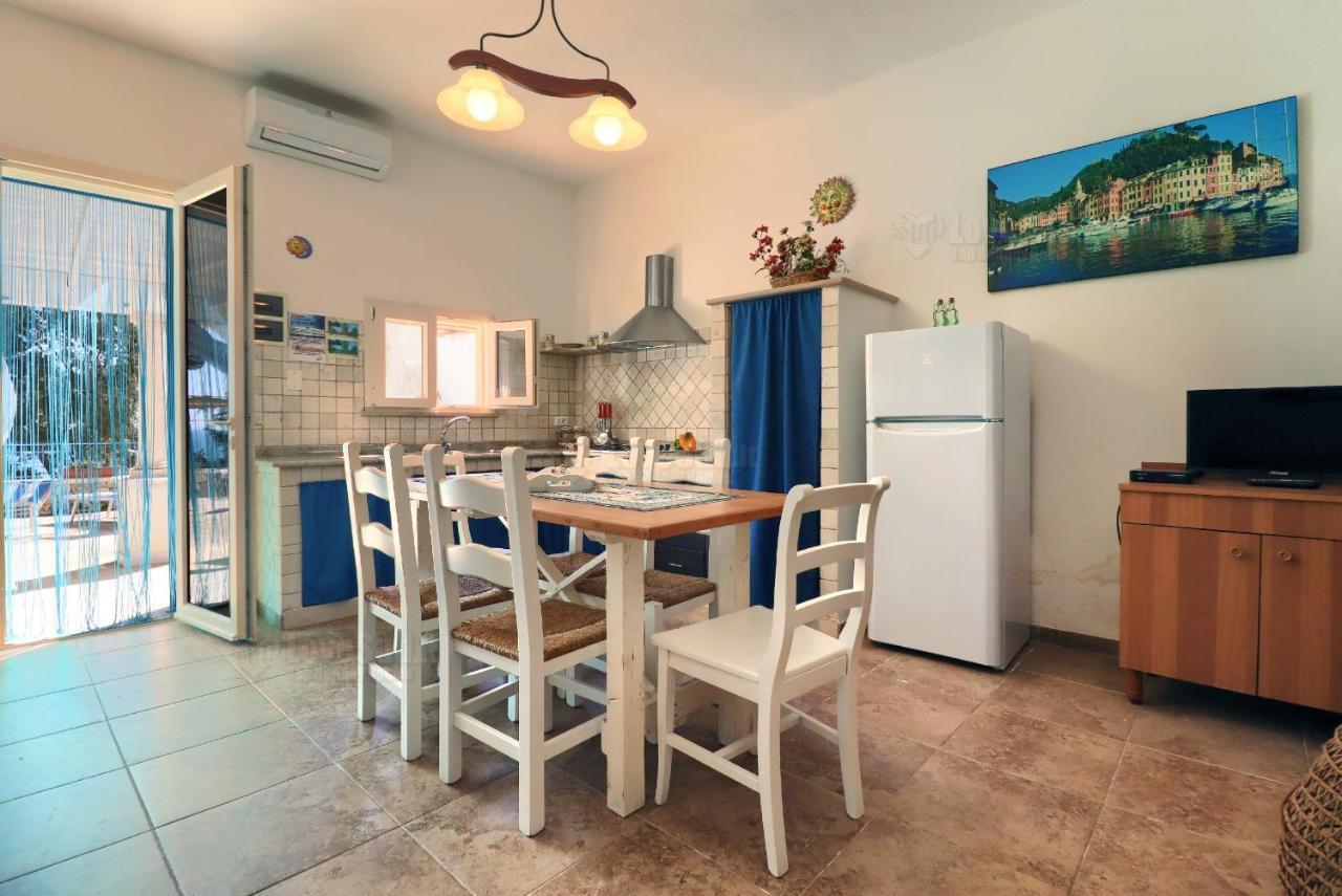 Casa Funnuvojere By Lovesud Corsano  エクステリア 写真