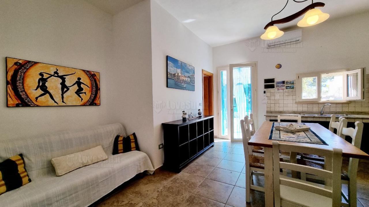 Casa Funnuvojere By Lovesud Corsano  エクステリア 写真